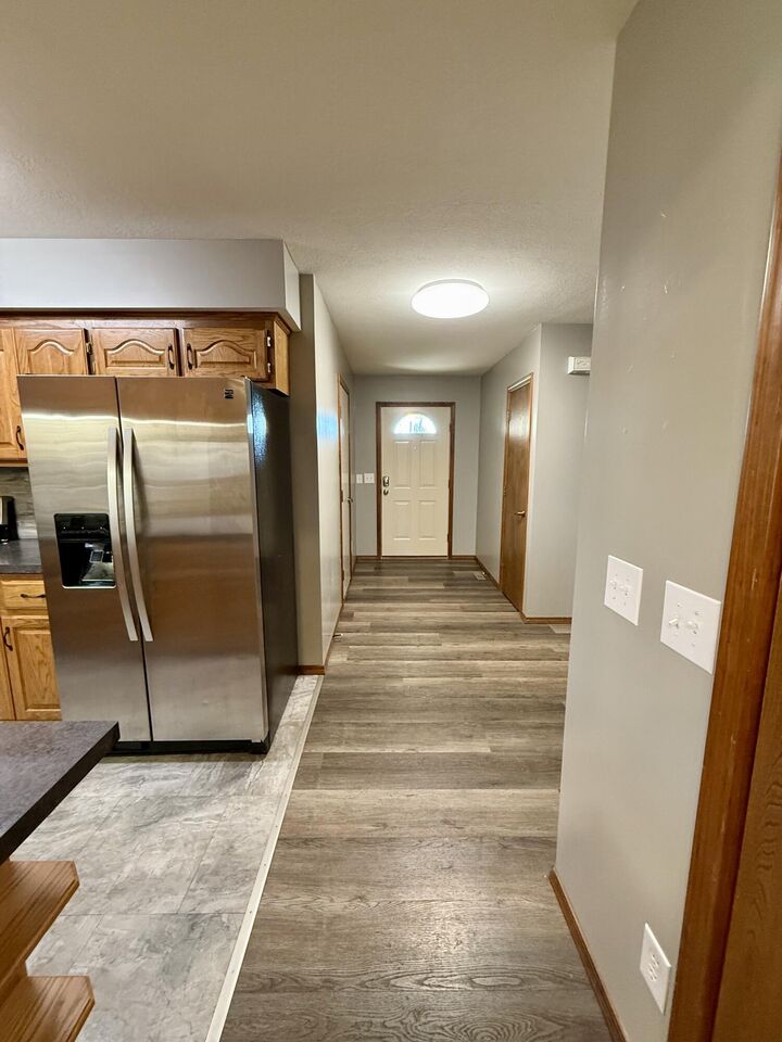 Property Photo:  401 S West Avenue  MO 65738 