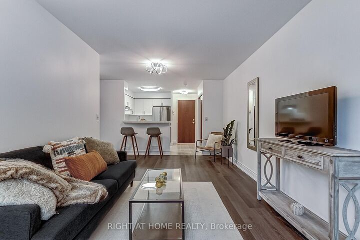 Property Photo: 2565 Erin Centre Boulevard 508 ON L5M 6Z8