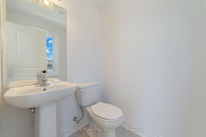 Property Photo: 2140 Trafalgar Road 48 ON L6H 8A5