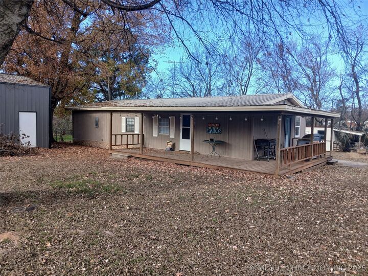 Property Photo: 415299 E 1073 Road OK 74426