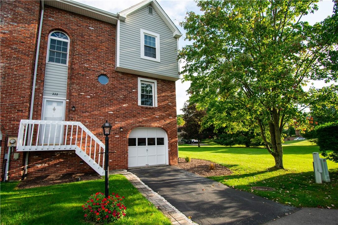 Property Photo:  222 Carters Grove Dr  PA 15044 