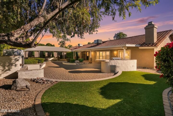 Property Photo:  6010 E Waltann Lane  AZ 85254 