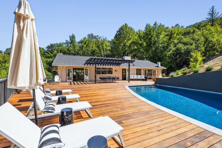 Property Photo:  31 Indian Road  CA 94903 