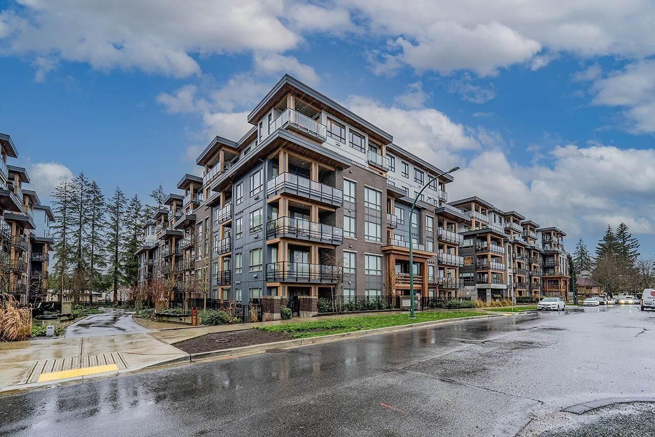 Property Photo: 735 Anskar Court 411 BC V3J 0L7