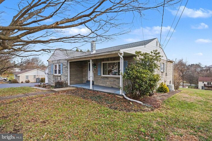 Property Photo:  5113 Earl Drive  PA 17112 