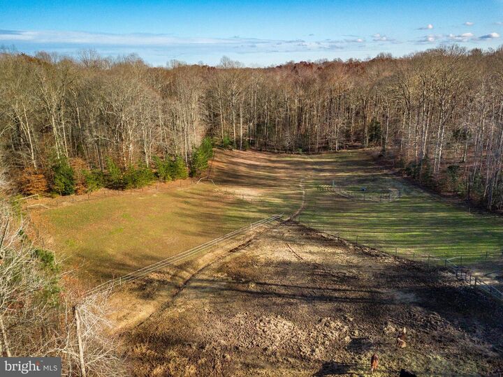 Property Photo: 24900 Fox Run Lane MD 20636