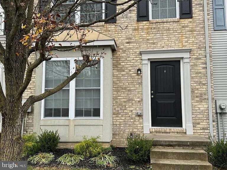 Property Photo: 204 Barrington Lane VA 22601