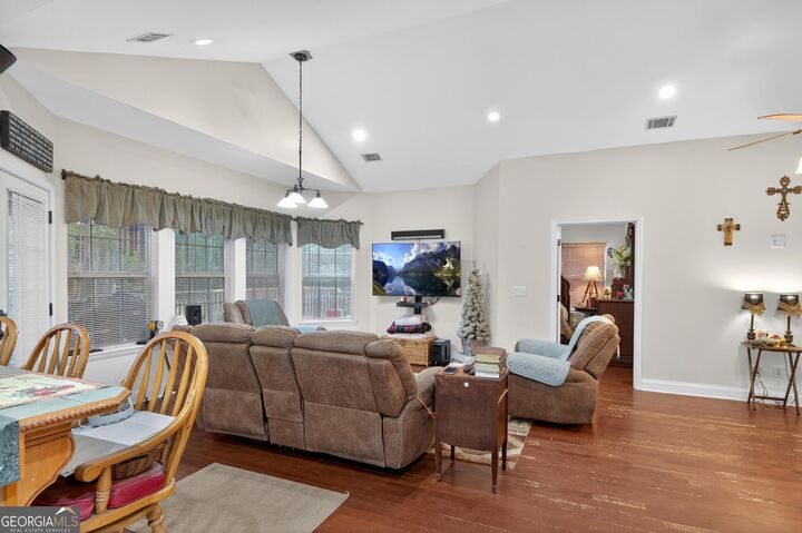 Property Photo:  363 Dover Road  GA 30467 