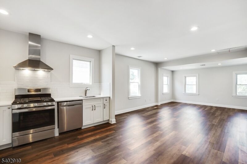 Property Photo:  79 Mill St 79B  NJ 07003 