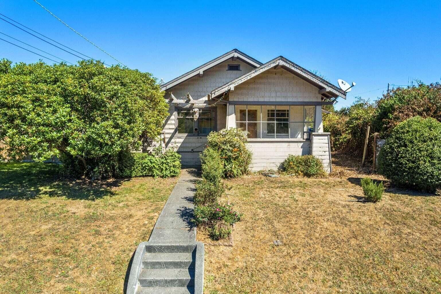 Property Photo:  1327 Harris Street  CA 95501 
