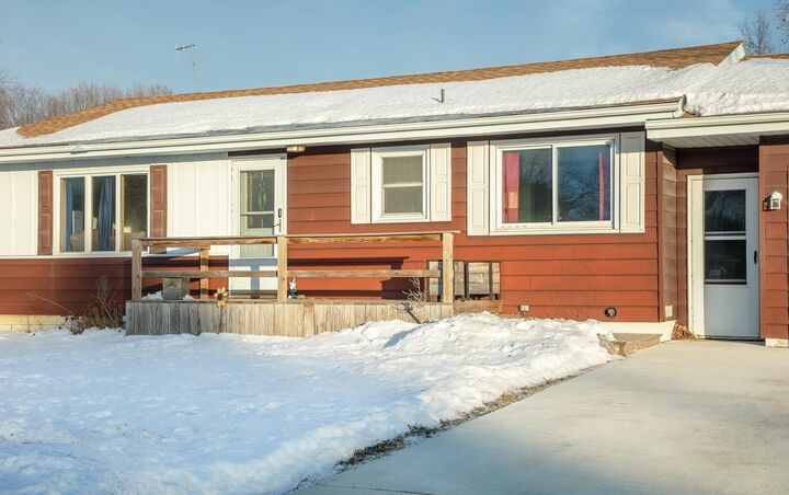 Property Photo: 272 Spruce Street IA 50602