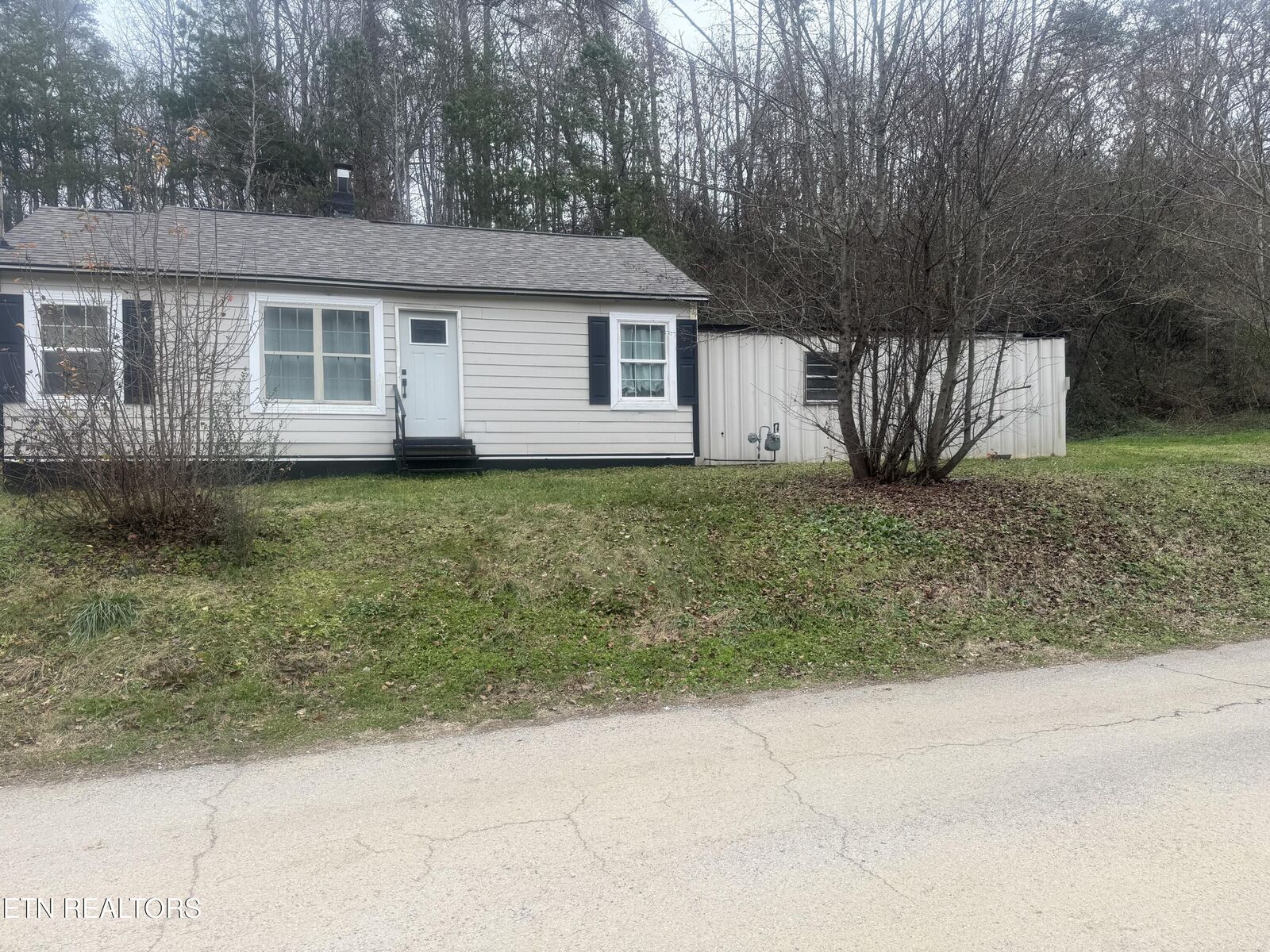 Property Photo:  613 Baumgartner Rd  TN 37748 