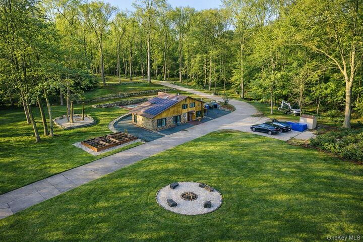 Property Photo:  27 Spice Hill Road  NY 10520 