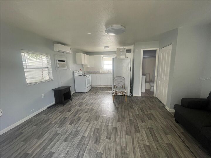 Property Photo: 5475 42nd Street N 5 FL 33714