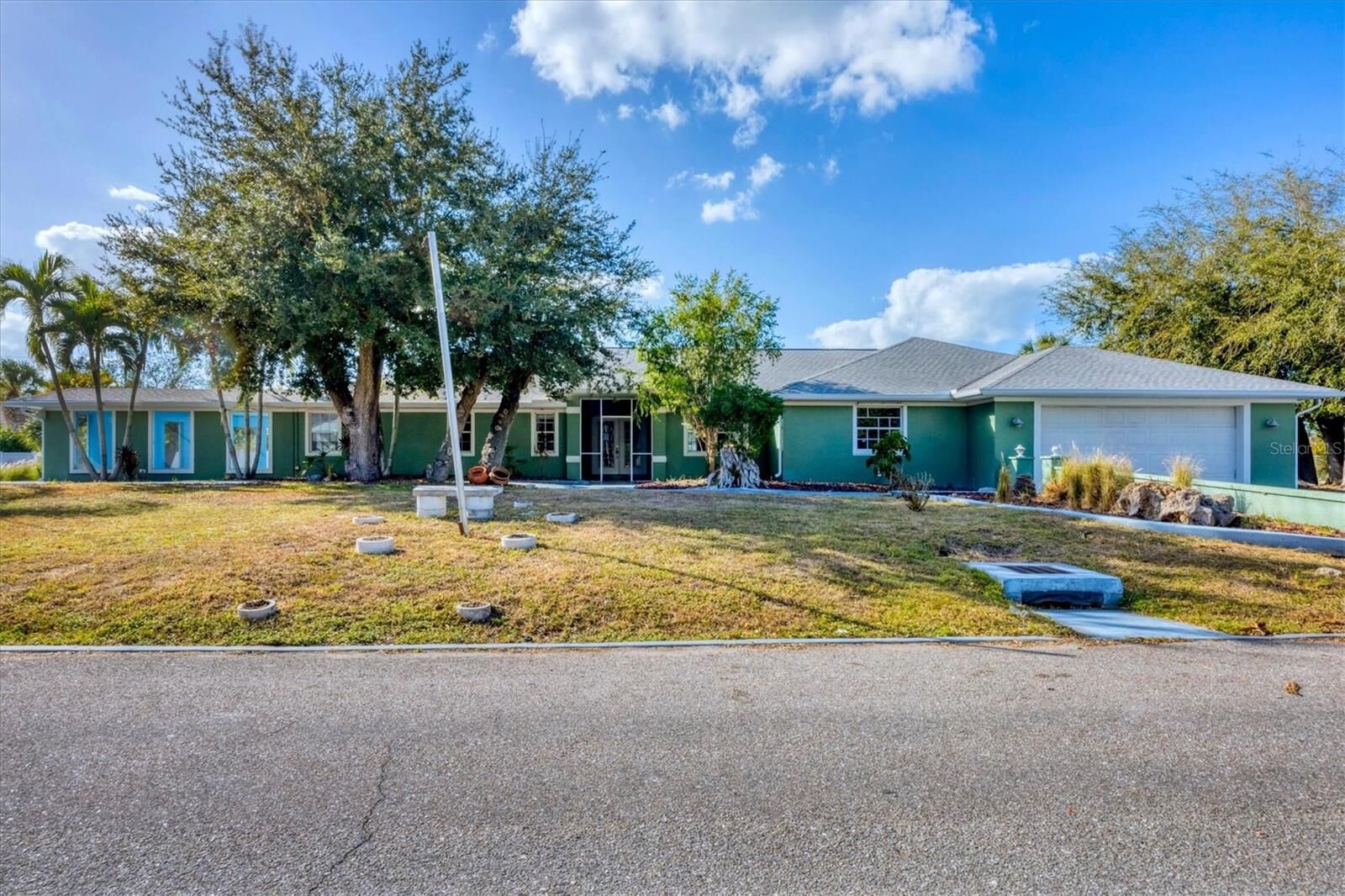 Property Photo:  2540 Carmine Road  FL 34293 