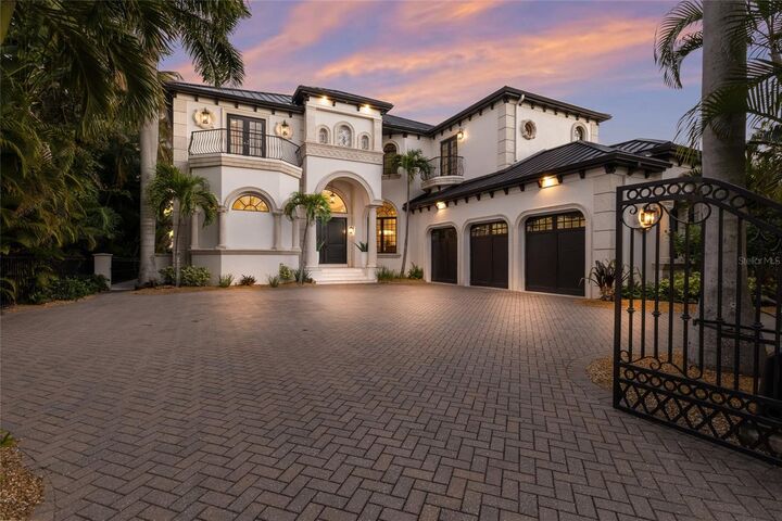 Property Photo:  1418 John Ringling Parkway  FL 34236 