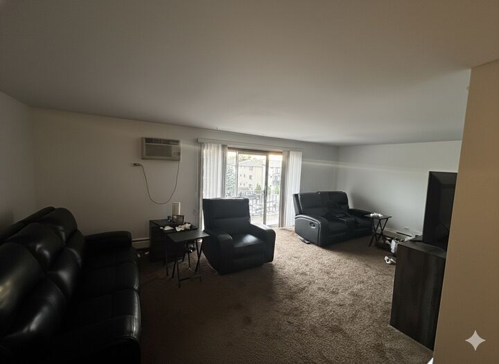 Property Photo:  5825 W 103rd Street 3se  IL 60453 