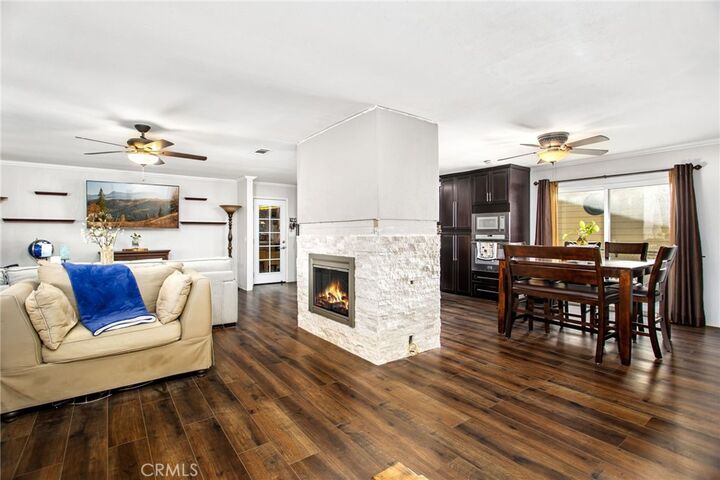 Property Photo:  632 E 8th  CA 92025 