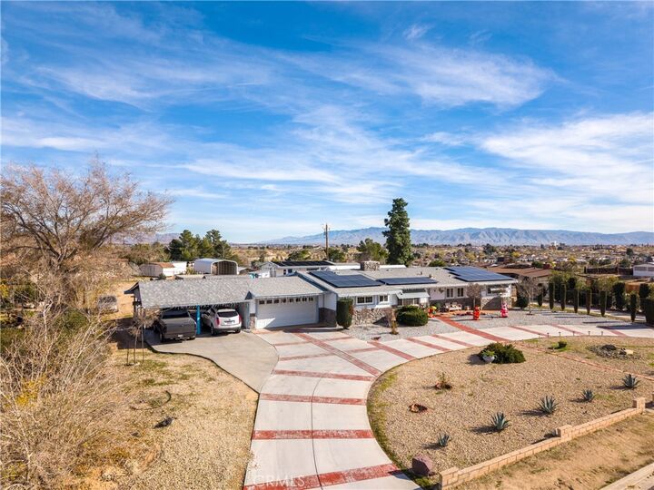 Property Photo:  16464 Desert Knoll Drive  CA 92395 