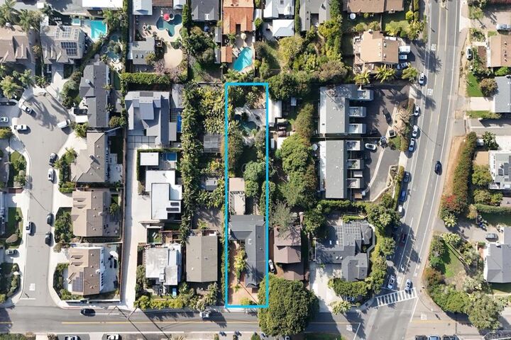 Property Photo:  828 Hygeia Avenue  CA 92024 