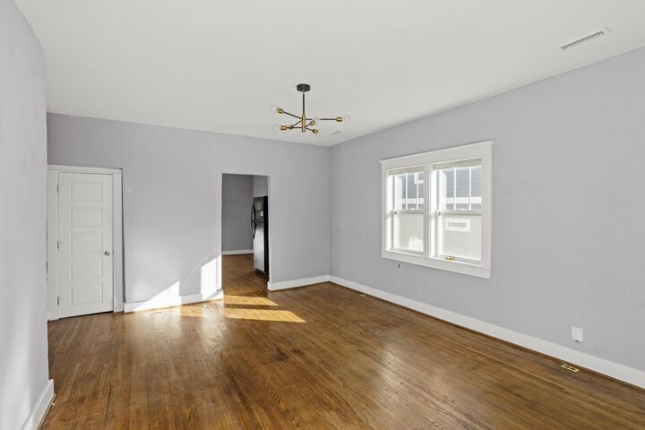 Property Photo: 611 S 14th St B TN 37206