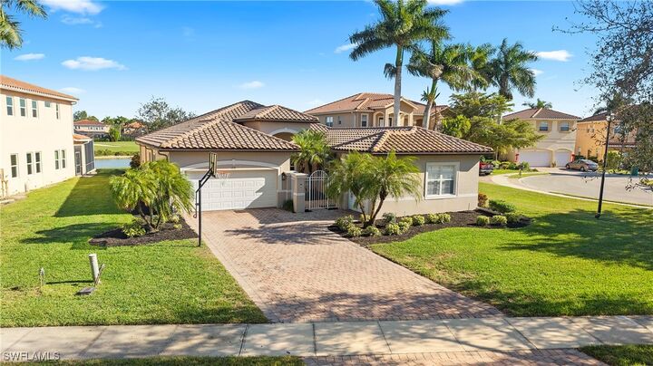 Property Photo:  1730 Sarazen Place  FL 34120 