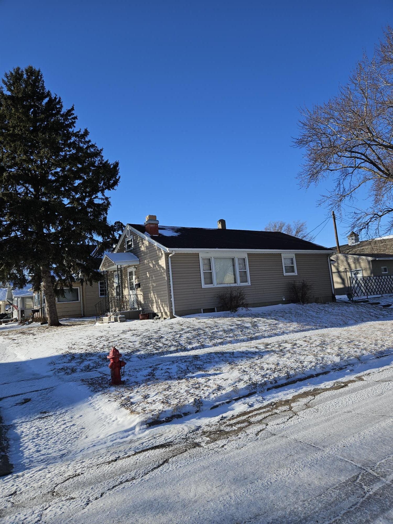 Property Photo:  400 Lincoln  NE 68701 