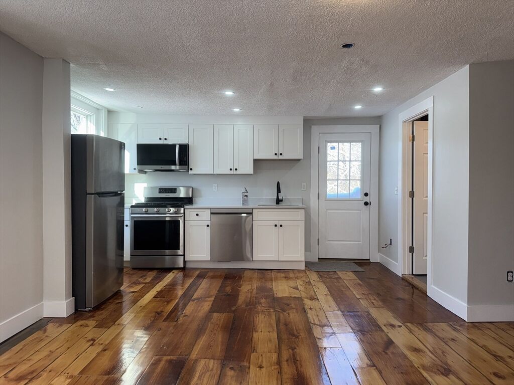 Property Photo:  25 Pine St. 2  MA 01886 