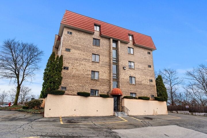 Property Photo:  159 Franklin St D2  MA 02180 