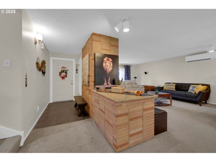 Property Photo:  815 NW Merrie Dr  OR 97330 