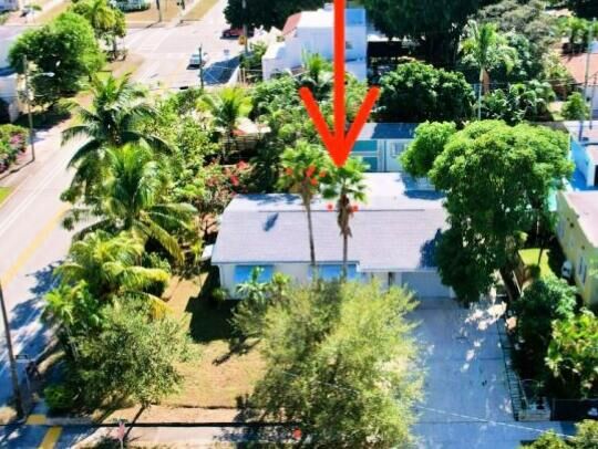 Property Photo:  802 Lytle Street  FL 33405 