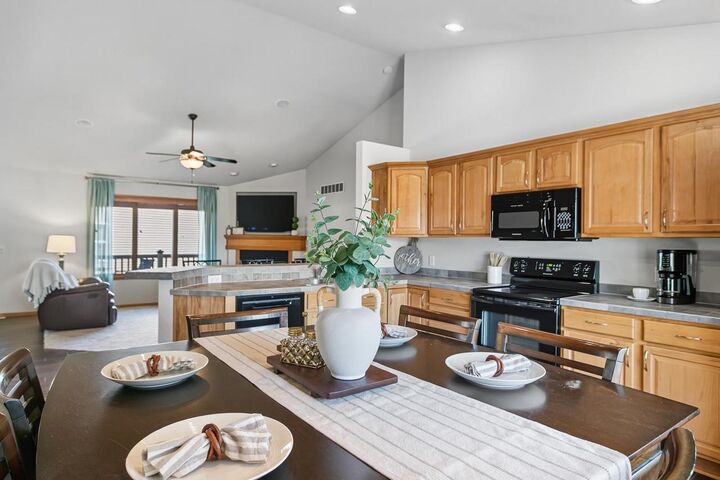 Property Photo:  4229 Baybrook Drive  WI 53546 