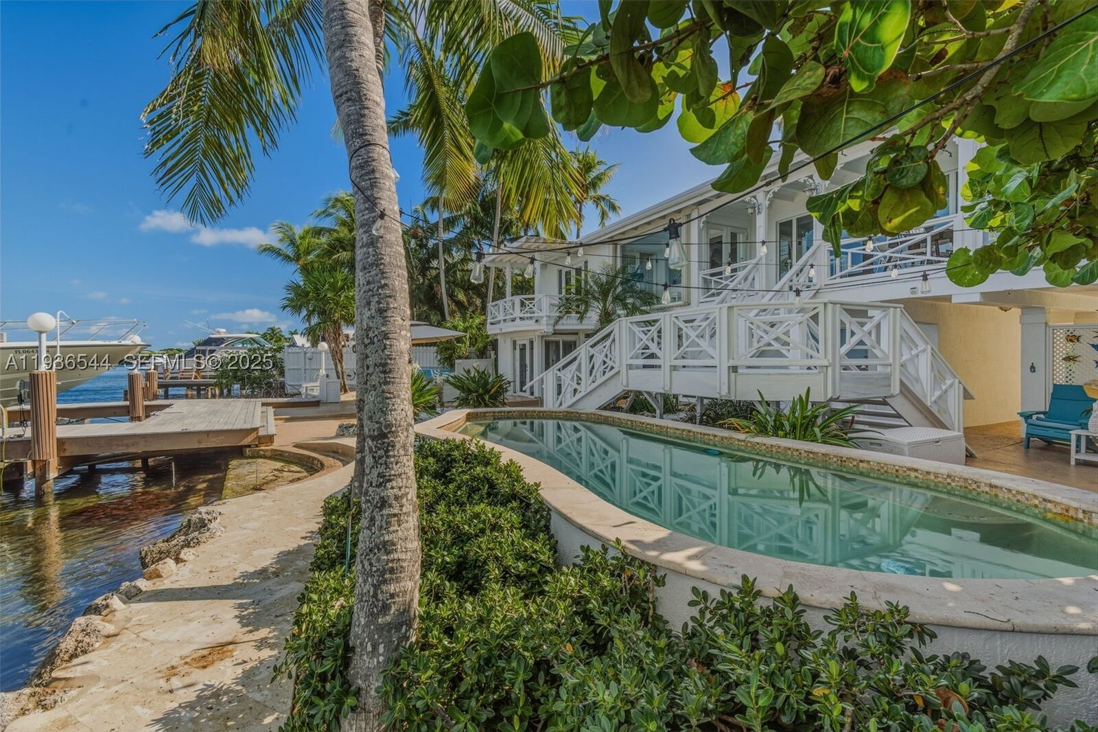 Property Photo:  16 North Dr  FL 33037 