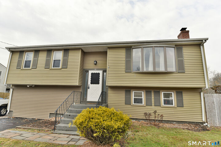 Property Photo:  44 Briar Patch Drive  CT 06037 