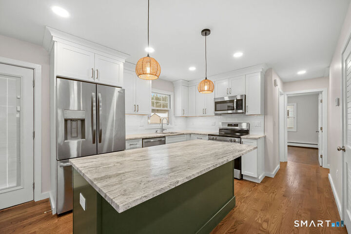 Property Photo: 45 Montague Circle CT 06118