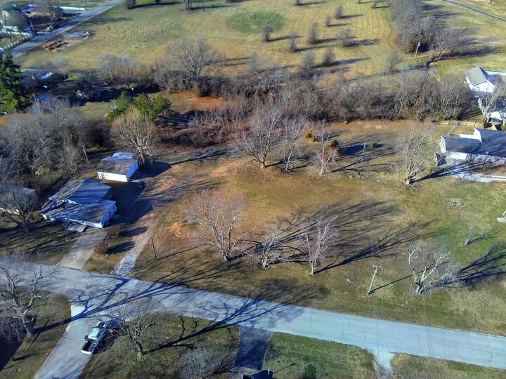 Property Photo:  1201 S Madison Avenue  MO 65605 