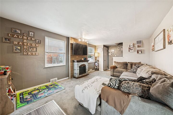 Property Photo:  635 Larimer Ave.  PA 15035 