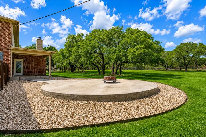 Property Photo: 326 Sunrise Hills TX 76550