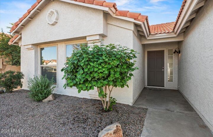 Property Photo:  501 W Sereno Drive  AZ 85233 