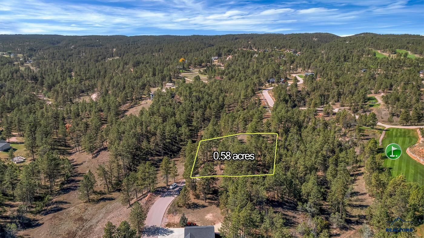 Property Photo: 321 Cardinal Dr SD 57747