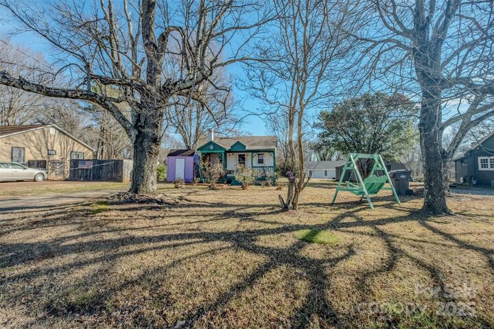 Property Photo:  213 Bakery Lane  NC 28677 