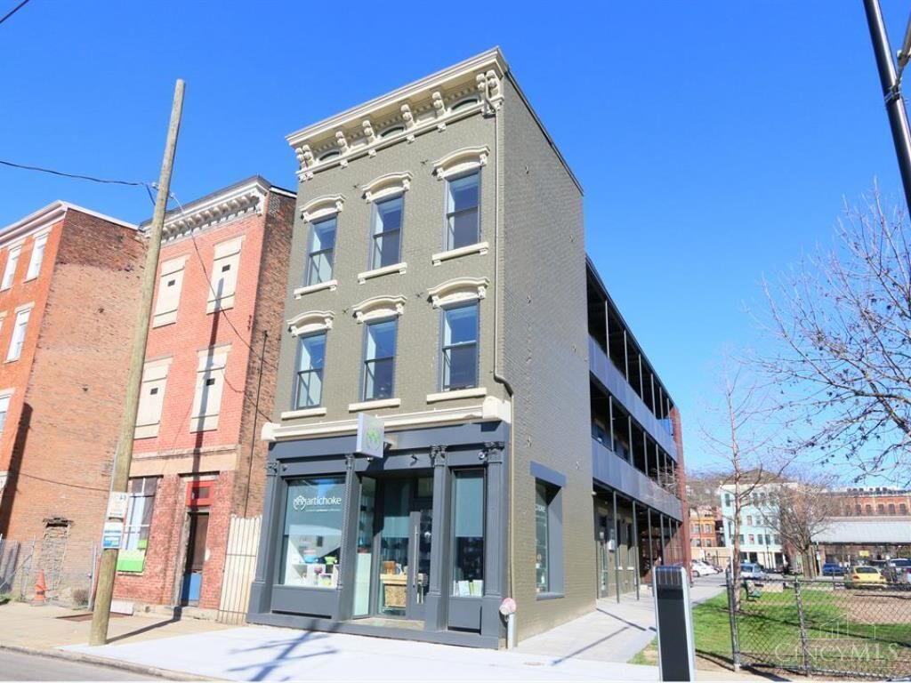 Property Photo:  1824 Elm Street  OH 45202 