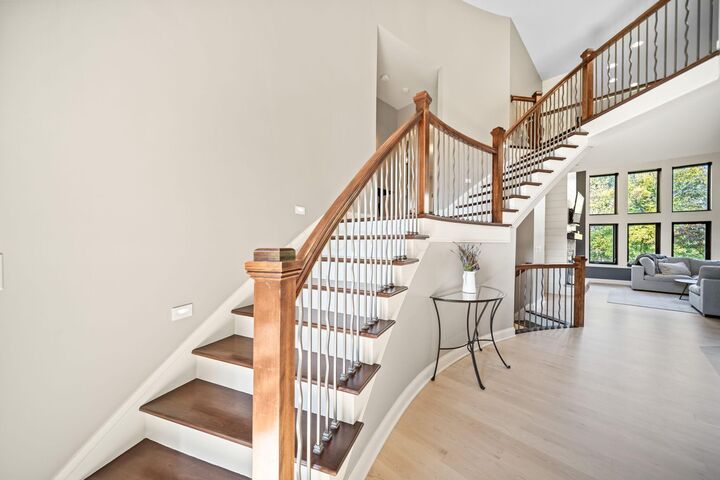 Property Photo:  2710 Silverleaf Drive  OH 43065 