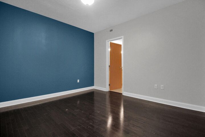 Property Photo:  100 E Gay Street  OH 43215 