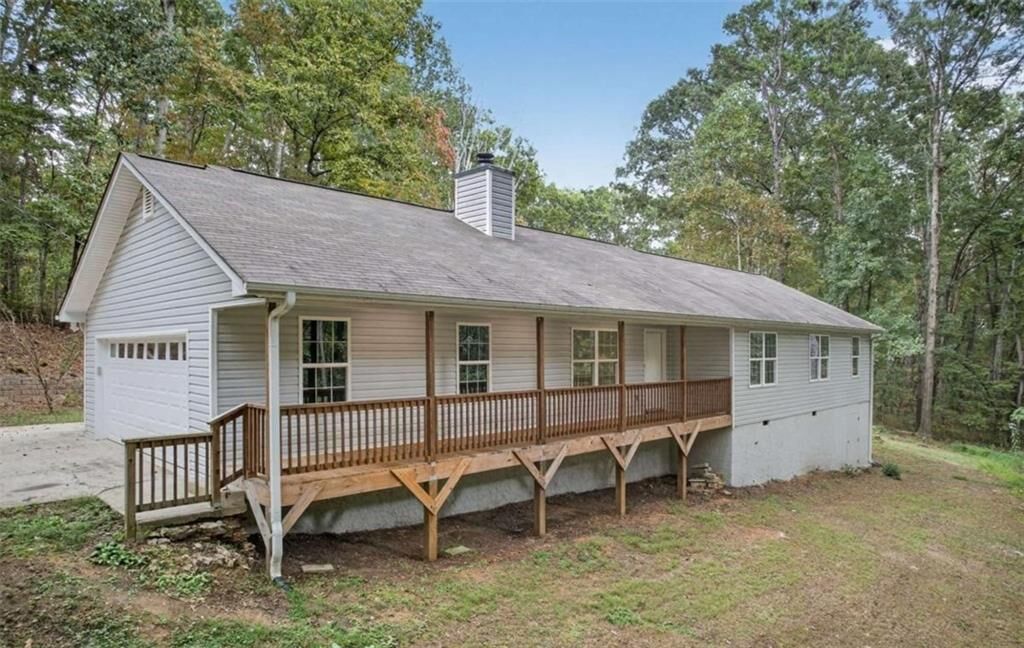 Property Photo:  195 Hillside Drive  GA 30157 