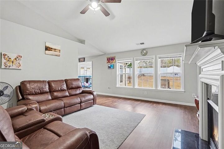 Property Photo: 2416 Centennial Hill Way NW GA 30102