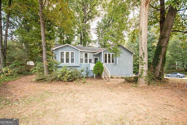 Property Photo: 4031 Oak Stone Drive GA 30135