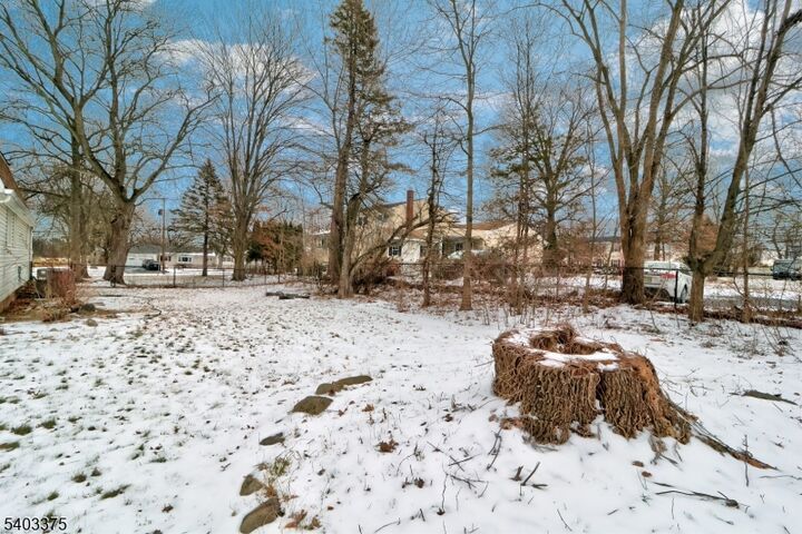 Property Photo:  5 Vincent Drive  NJ 07054 