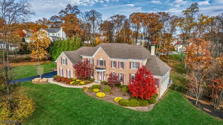 Property Photo:  5 Fennimore Ct  NJ 07836 