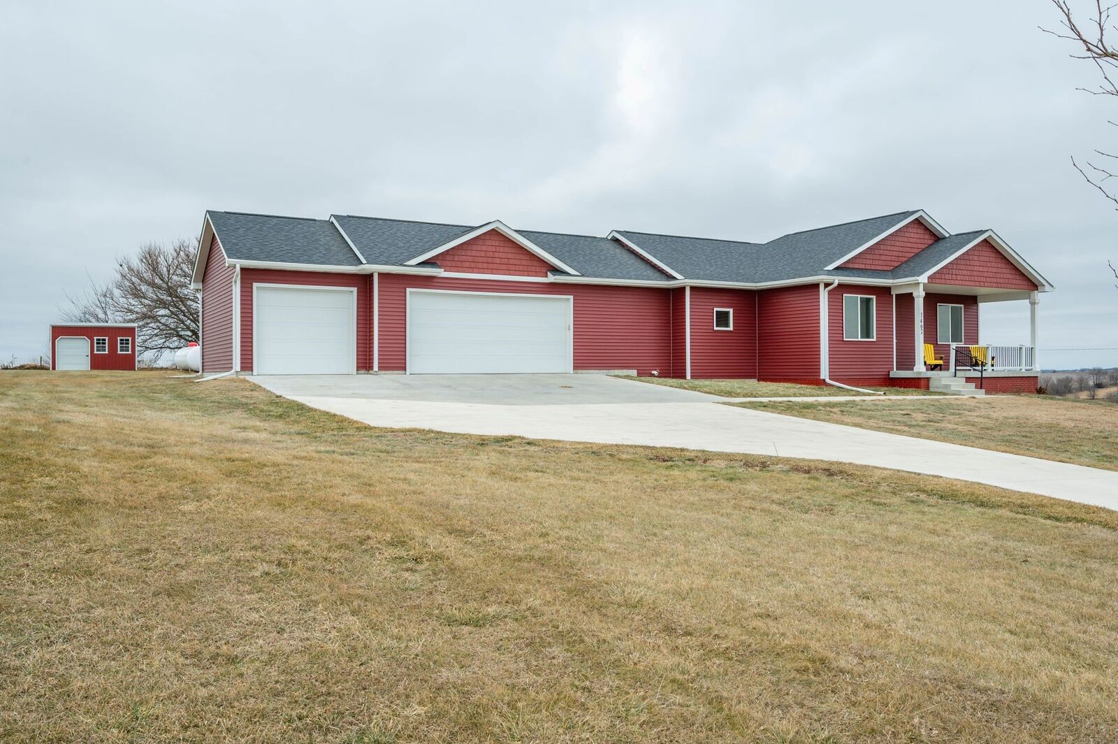 Property Photo: 1462 SE 108th Street IA 50237